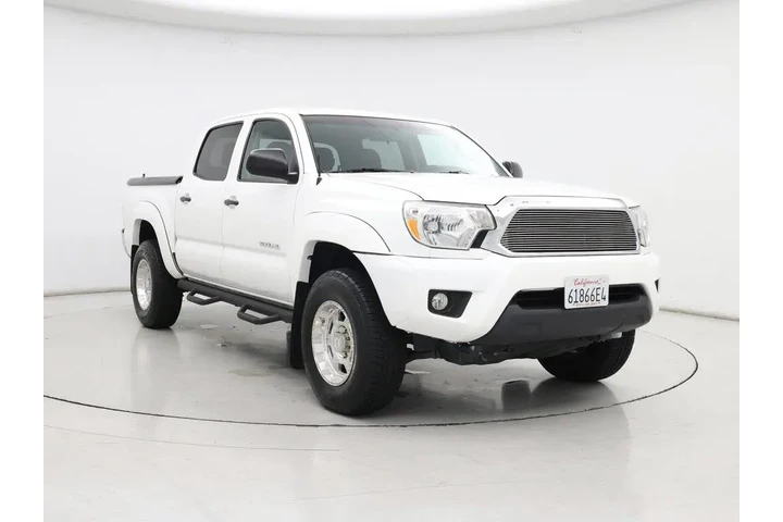 $22998 : Toyota Tacoma 2015 4x2 PreRu image 1