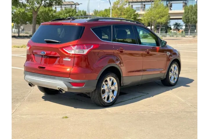 $8450 : 2015 Escape image 3