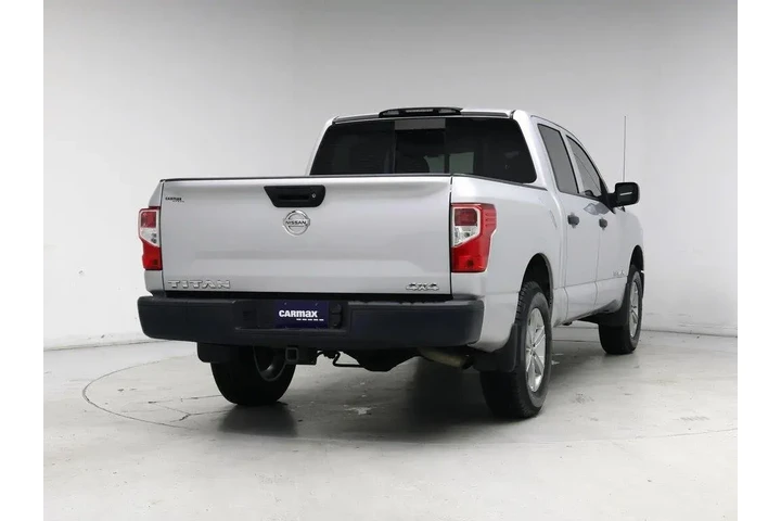 $22998 : Nissan Titan 2017 4x4 S 4dr image 8