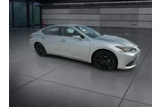 $37988 : Lexus ES 350 2022 F SPORT 4d thumbnail