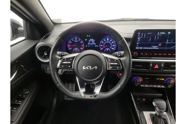 $18998 : Kia Forte 2023 GT-Line 4dr S image 10