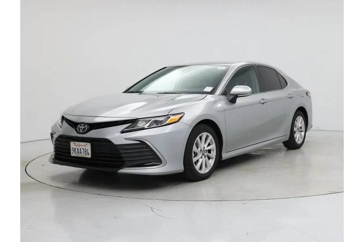 $24998 : Toyota Camry 2024 LE 4dr Sed image 4