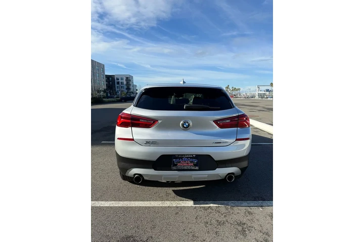 $18988 : 2018 X2 xDrive28i image 3