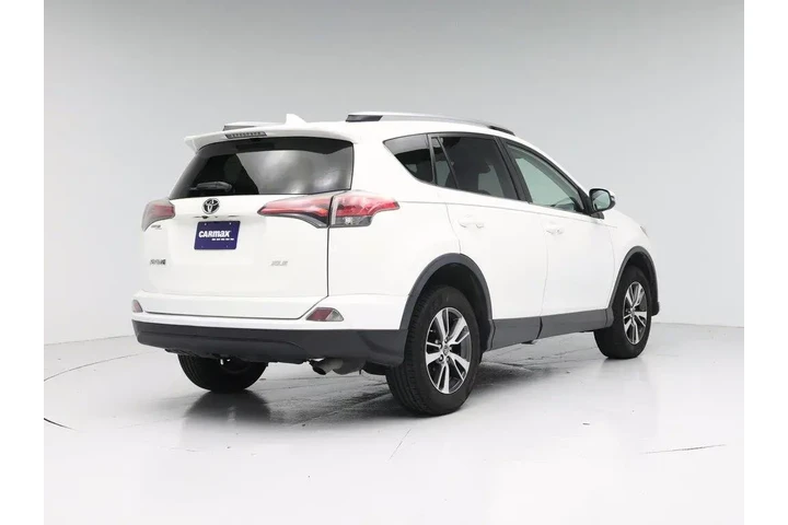 $17998 : Toyota RAV4 2018 XLE 4dr SUV image 8