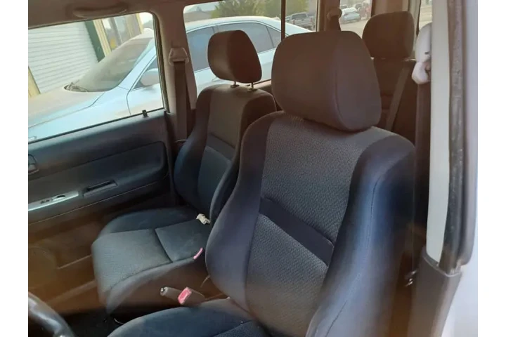 $4772 : 2006 xB image 7