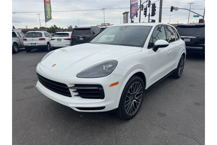 $31998 : 2020 Cayenne image 5