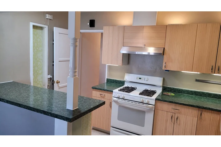 $2750 : Rento Casa en Downey image 8