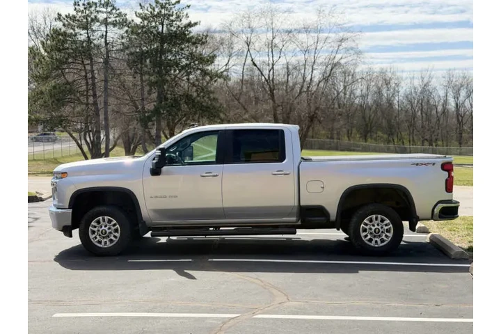 $23999 : 2020 Silverado 2500HD LT image 9
