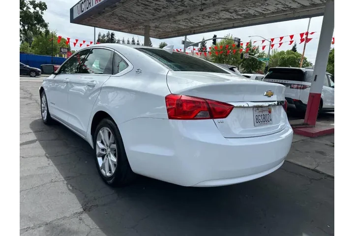 2018 Impala LT image 4