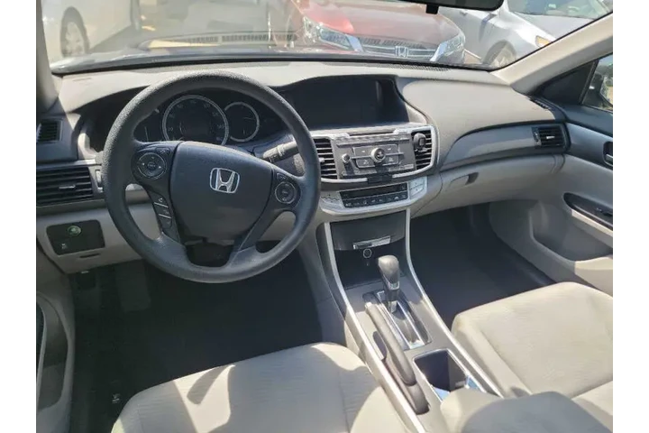 $12500 : 2015 Accord LX image 10