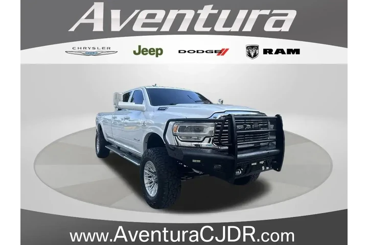 $39590 : Ram 3500 2021 4x4 Laramie 4d image 1