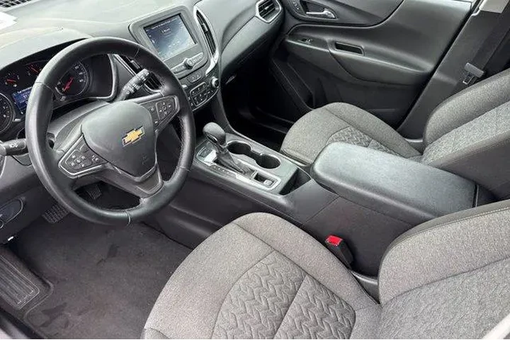 $18893 : Chevrolet Equinox 2024 4x4 L image 5