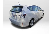 $14000 : Toyota Prius v 2014 Five 4dr thumbnail