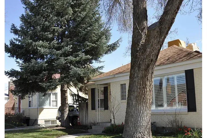 $1580 : HOUSE FOR RENT IN SALT LAKE image 3