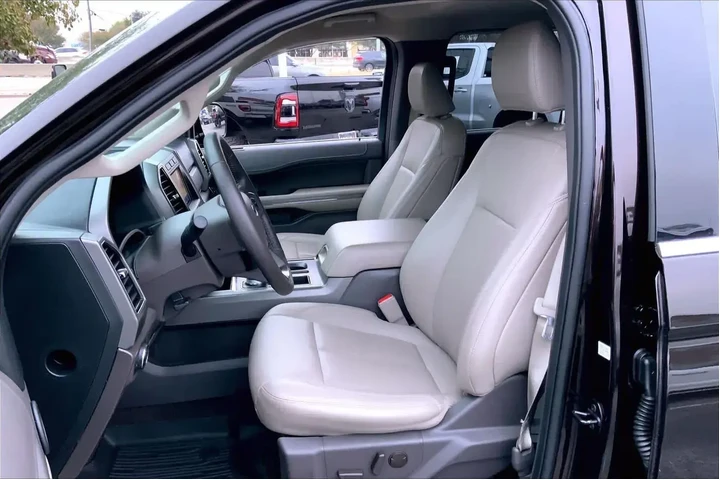 $39588 : Ford Expedition 2021 4x2 XLT image 7