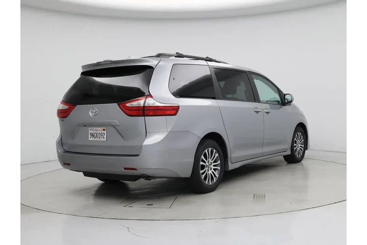 $30998 : Toyota Sienna 2018 XLE 7-Pas image 8
