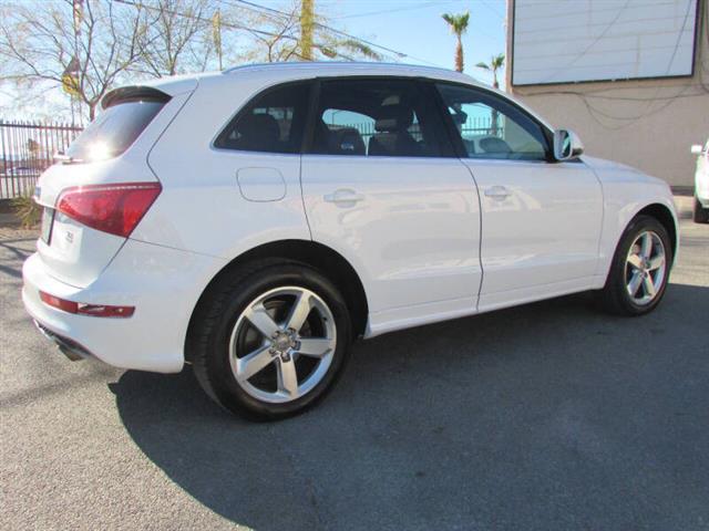 $12995 : 2011 Q5 3.2 quattro Premium P image 3