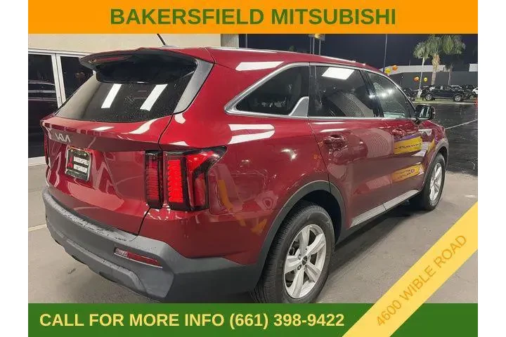 $25895 : Kia Sorento 2023 LX 4dr SUV image 5