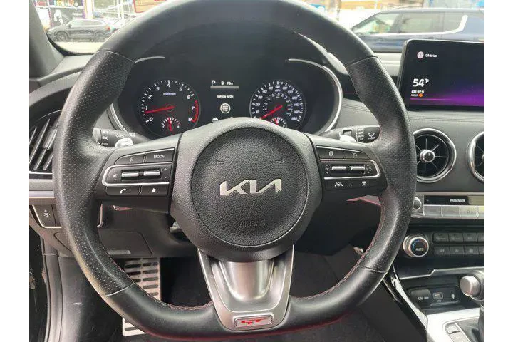 $29399 : Kia Stinger 2022 GT1 4dr Sed image 9