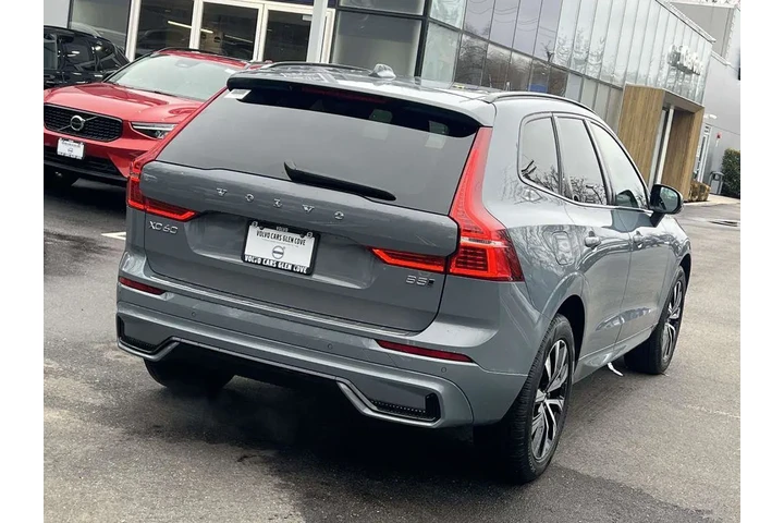 $37000 : Volvo XC60 2024 AWD B5 Core image 7
