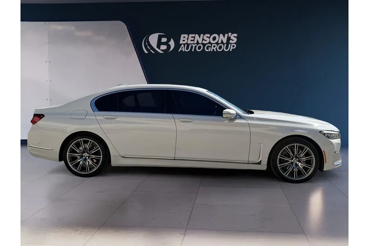 $39733 : BMW 7 Series 2022 740i 4dr S image 6