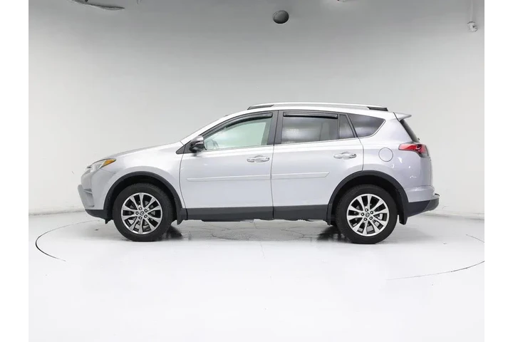 $23998 : Toyota RAV4 2017 AWD Limited image 3