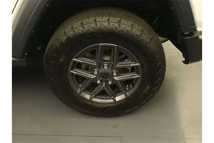 $33962 : Jeep Wrangler 2024 4x4 Sport image 9