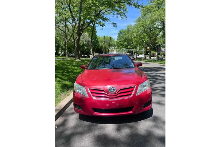 $7495 : Used 2010 Camry 4dr Sdn I4 Au image 3