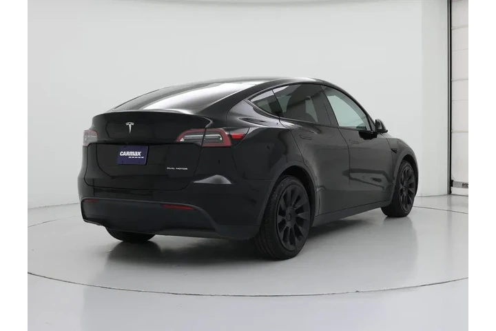 $26998 : Tesla Model Y 2022 AWD Long image 8