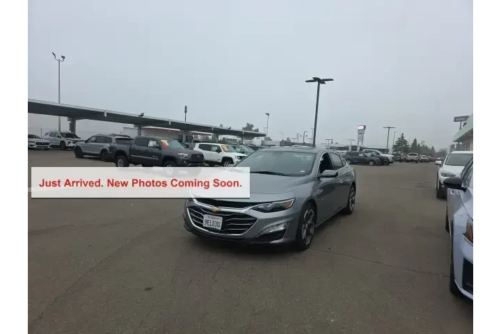 $17600 : Chevrolet Malibu 2023 LT 4dr image 3