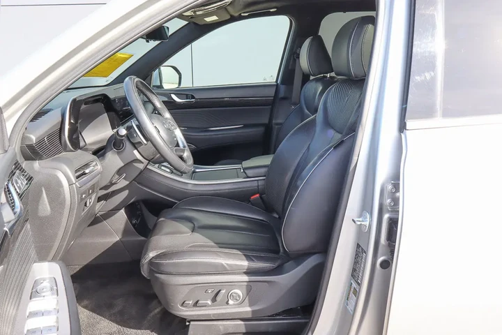 $35188 : 2024 Palisade Calligraphy FWD image 7