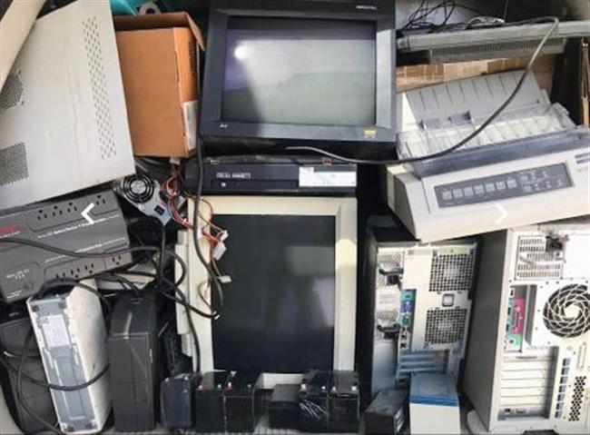 FNG E-waste handlers and donat image 2