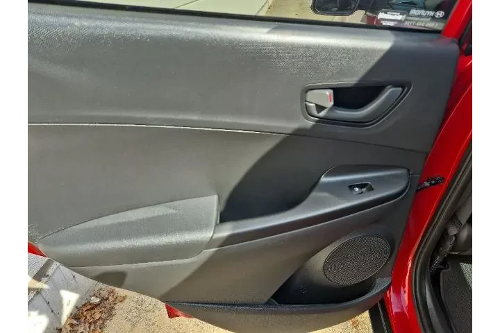 $15990 : Hyundai KONA 2020 AWD SEL 4d image 10