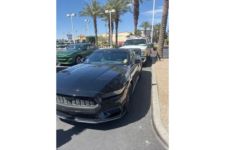 $34424 : Ford Mustang 2025 EcoBoost 2 image 1