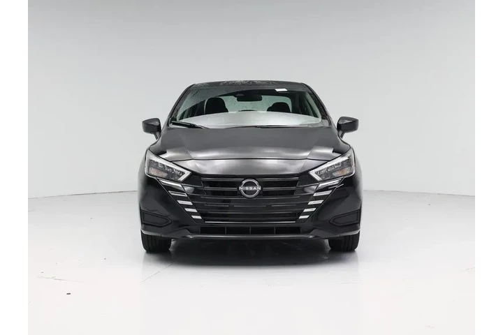 $18998 : Nissan Versa 2025 SV 4dr Sed image 5