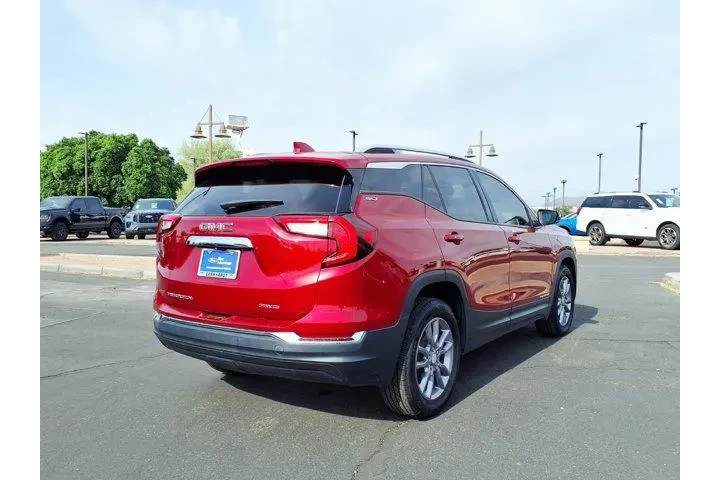 $22161 : GMC Terrain 2023 AWD SLT 4dr image 6