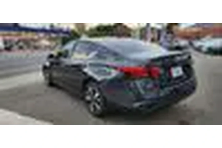 $16995 : 2021 Altima image 5