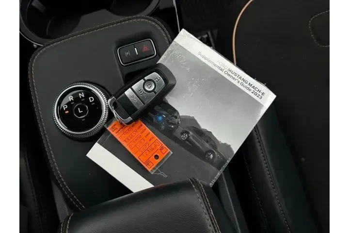 $28000 : Ford Mustang Mach-E 2023 AWD image 6