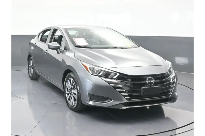 $13844 : Nissan Versa 2023 SV 4dr Sed image 9