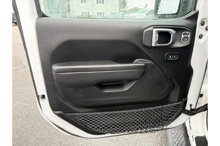 $22631 : Jeep Gladiator 2020 4x4 Spor image 10