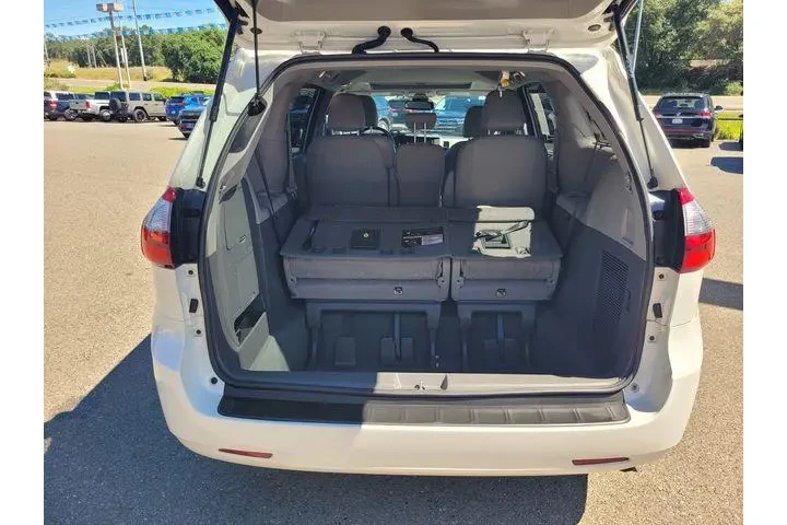 $29729 : Toyota Sienna 2020 XLE 7-Pas image 8