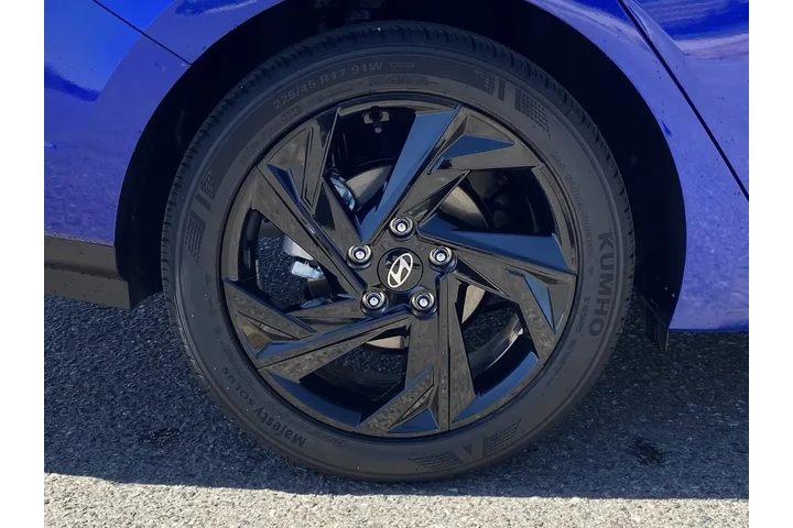 $24260 : Hyundai ELANTRA 2026 SEL Spo image 9