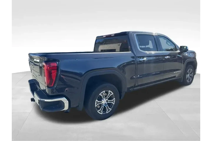 $35827 : GMC Sierra 1500 2024 4x2 SLT image 6