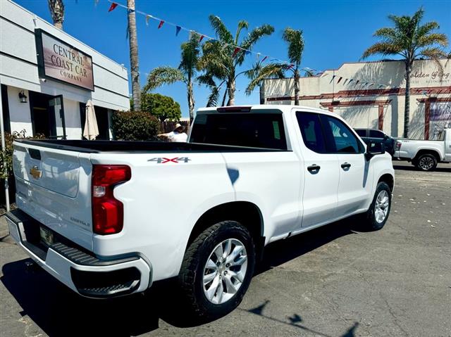 $27995 : 2021 Silverado 1500 Custom image 5