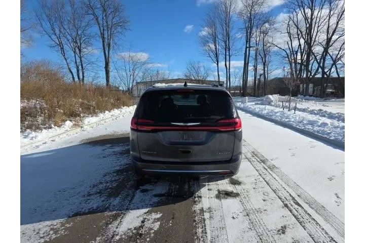 $26500 : Chrysler Pacifica 2023 Limit image 6