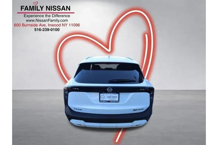 $24320 : Nissan Kicks 2025 AWD SR 4dr image 4