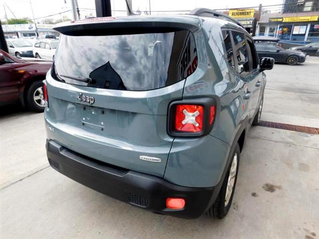 $8995 : 2016 Renegade Latitude 4WD image 8