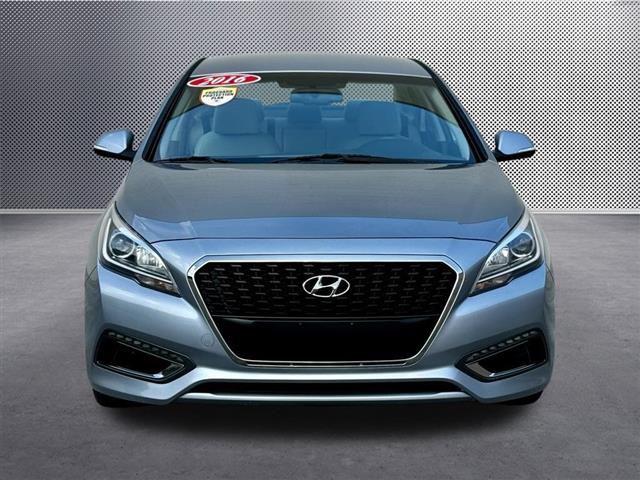 $13749 : 2016 Sonata Hybrid SE image 2