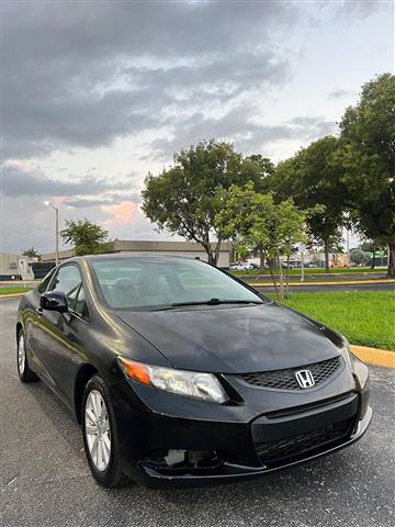 $3950 : 🚗2012 HONDA CIVIC 🚗 CASH 🤑 image 1