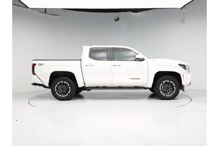 $39998 : Toyota Tacoma 2025 4x4 TRD S image 7